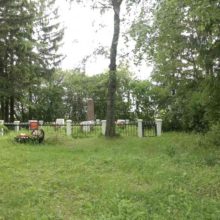 Памятник Героям в деревне Степаново