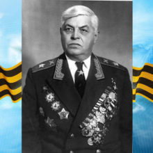 Родился в Дмитрове