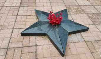 Обелиск односельчанам в Куликово